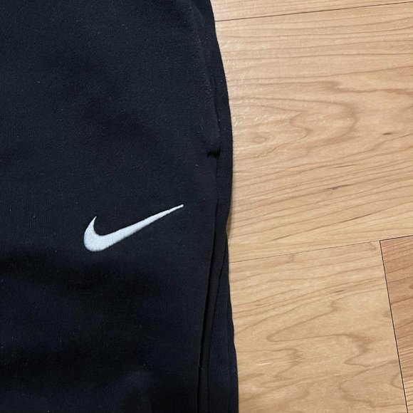 Black Nike Sweatpants - Picture 3 of 7